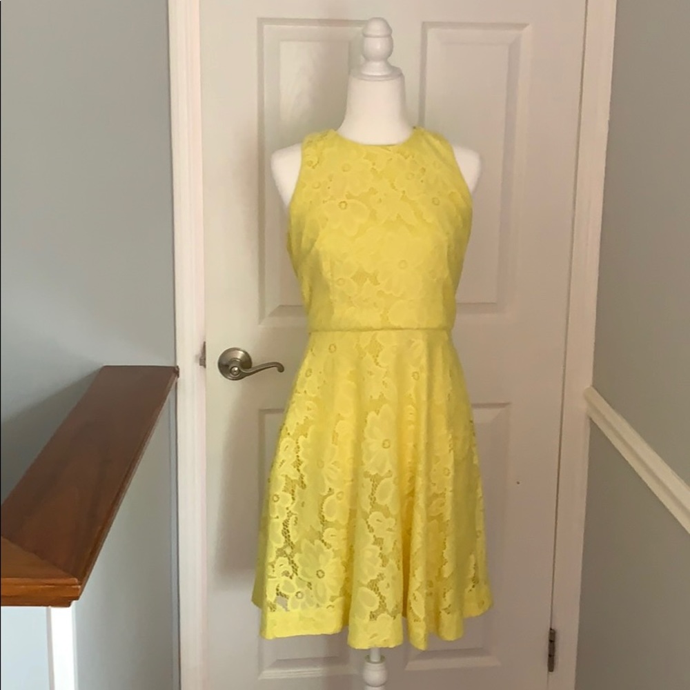 Donna Morgan Yellow Sundress